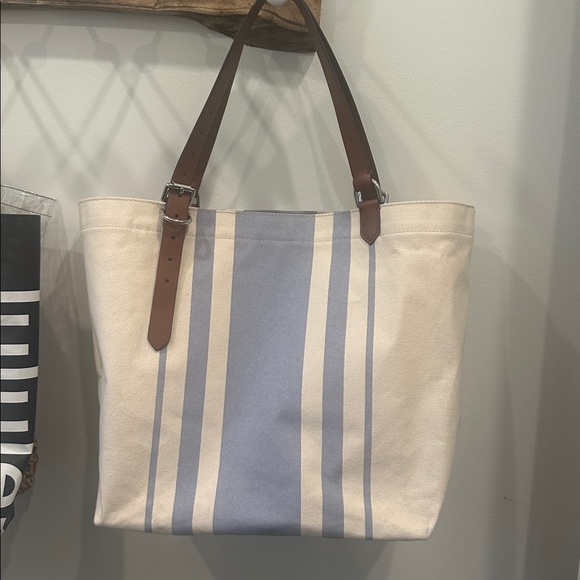 Cole Haan large tote - Picture 7 of 9